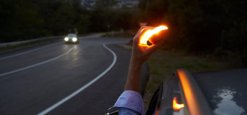 Baliza V16 obligatoria a partir del 1 de enero de 2026