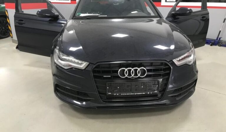 AUDI
